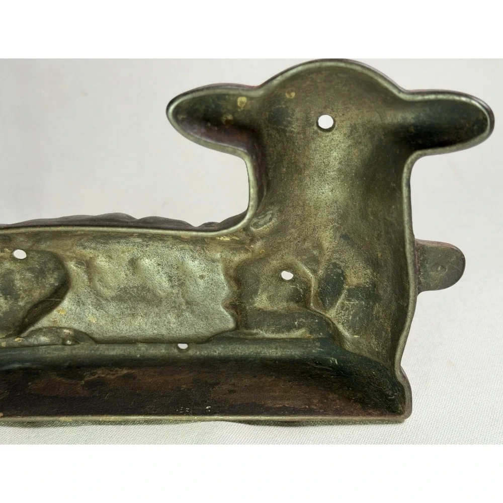 Vintage Griswold Cast Iron Easter Lamb Cake Mold No 866 2 Pieces 921 922